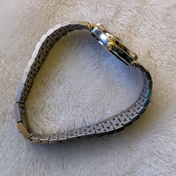 GUCCI SWISS MADE Quartz Gold & Silver w/ Date W/R 3ATM - Picture 12 of 15